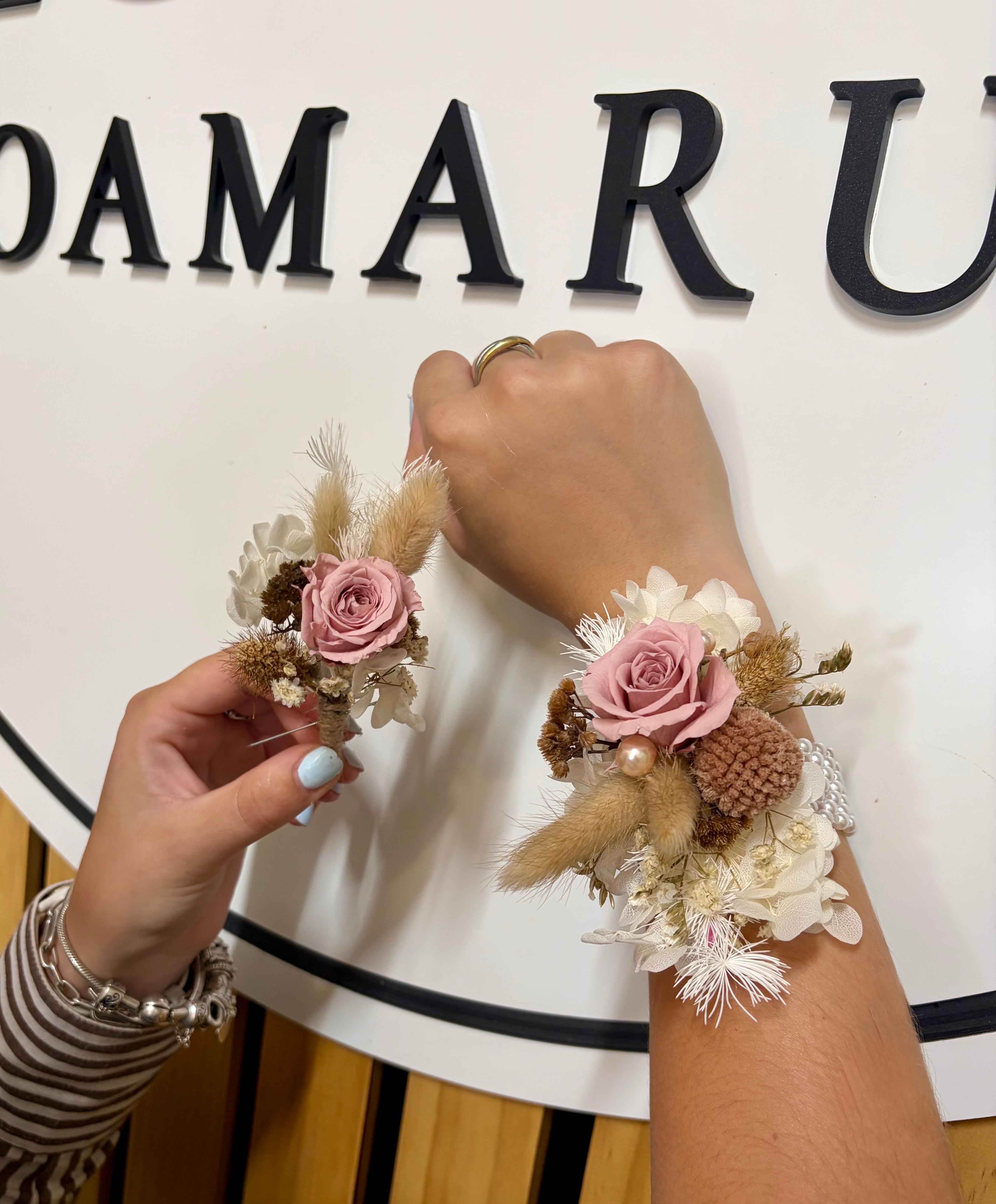 Dried Wristlet & Button hole Set