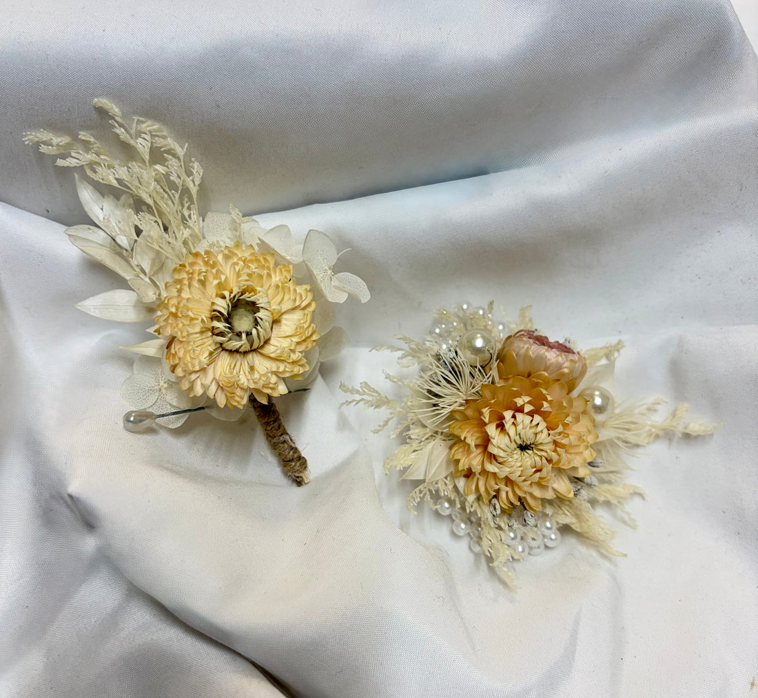 Dried Wristlet &amp; Button hole Set